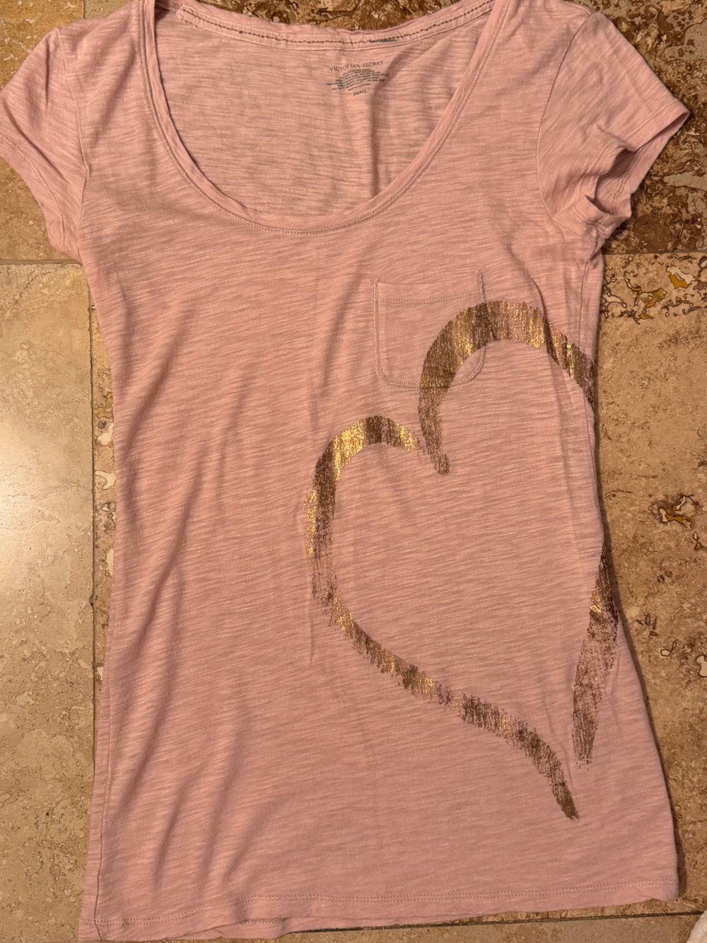 Victoria’s Secret Graphic Heart Tee Shirt Small 2000’s